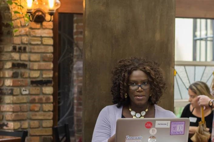 Speaking at The Orlando Bloggers Union MeetUp, photography by Kelly Lamano.